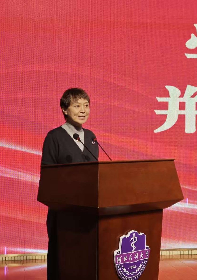 1761127215786019717.jpg 院长致辞.jpg